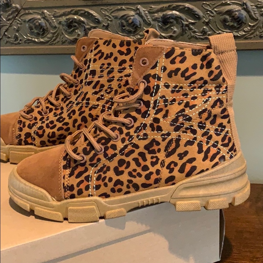 Canvas and faux suede leopard combat boots - Picture 7 of 8